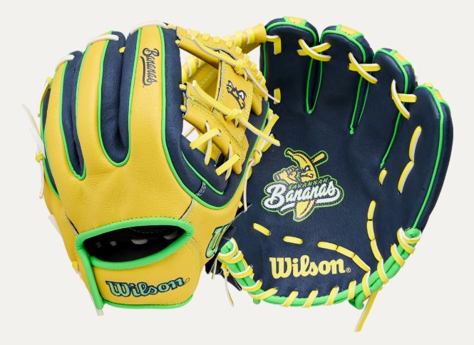 Wilson A450 2026 Bananas 11'' REG