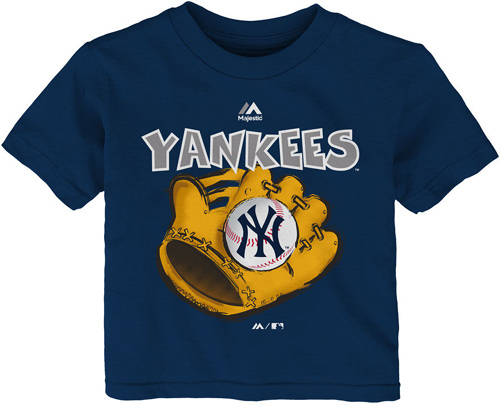 Baseball Mitt T-Shirt: Yankees